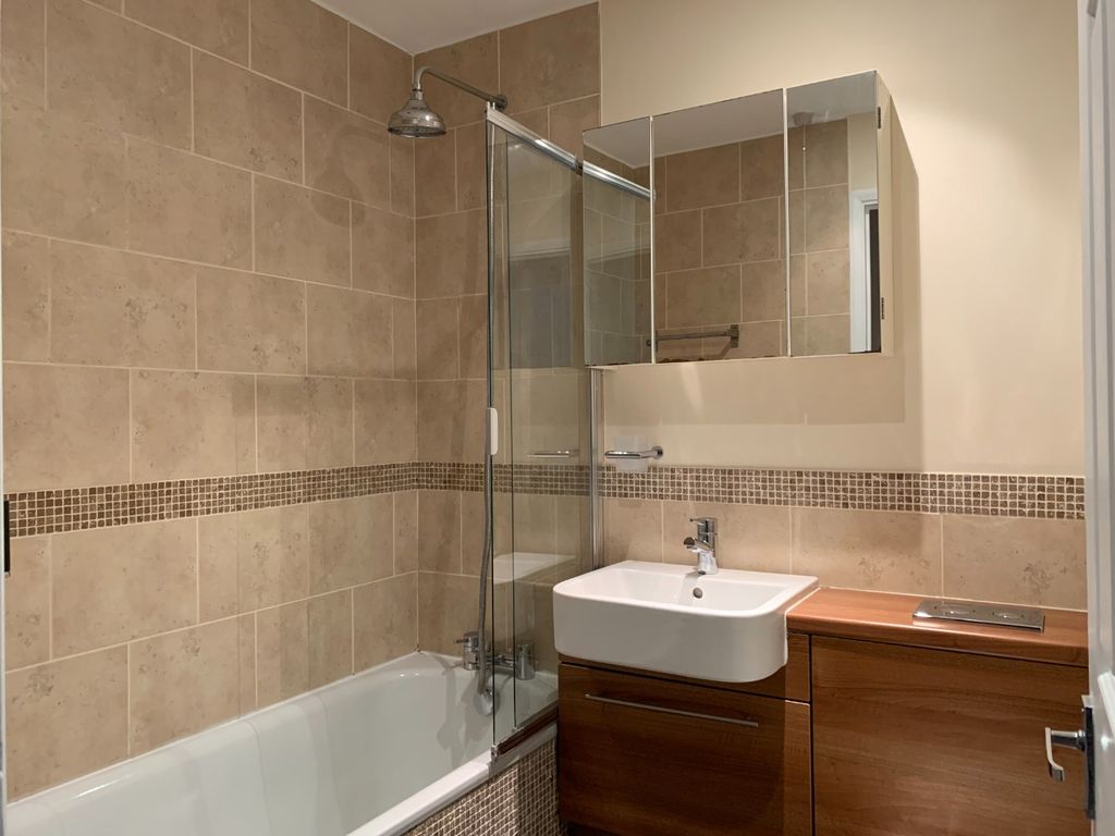 Property photo 3 of 8 3400004
