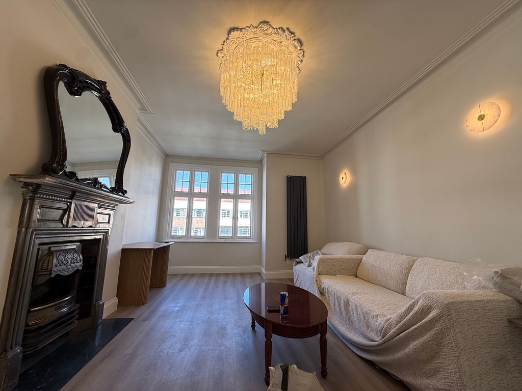 Property photo 1 of 30