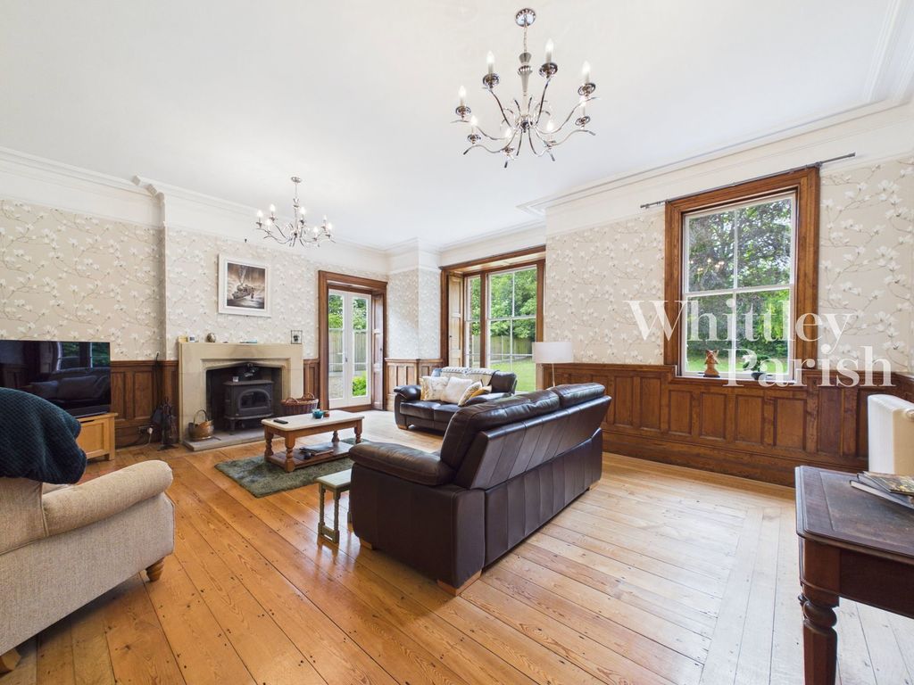 Property photo 1 of 55