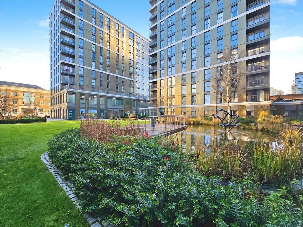 Property photo 1 of 36 Exterior