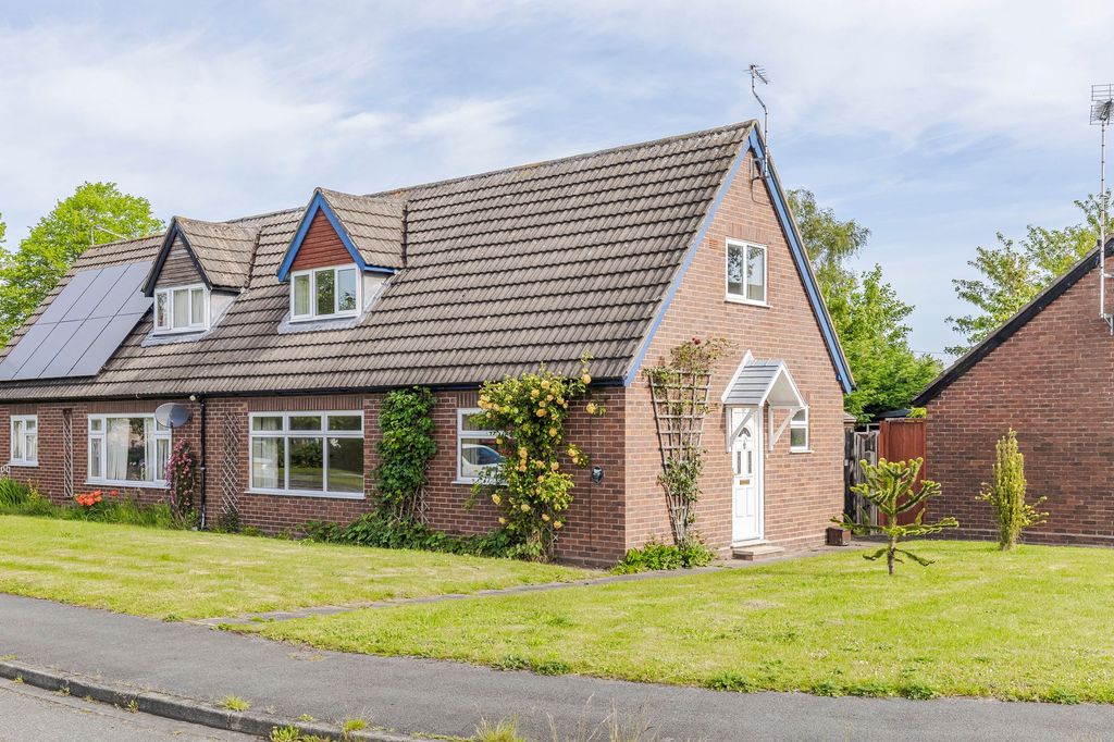 Property photo 1 of 25