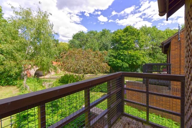 Property photo 3 of 12 Lounge Balcony