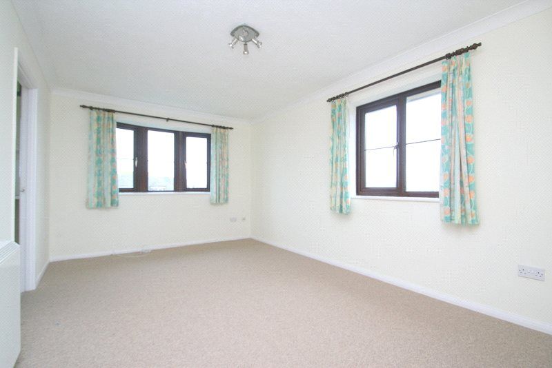 Property photo 2 of 6 Picture No. 06