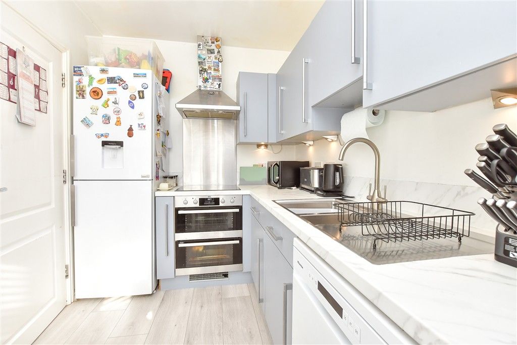 Property photo 2 of 11 Kitchen/ Breakfast Room