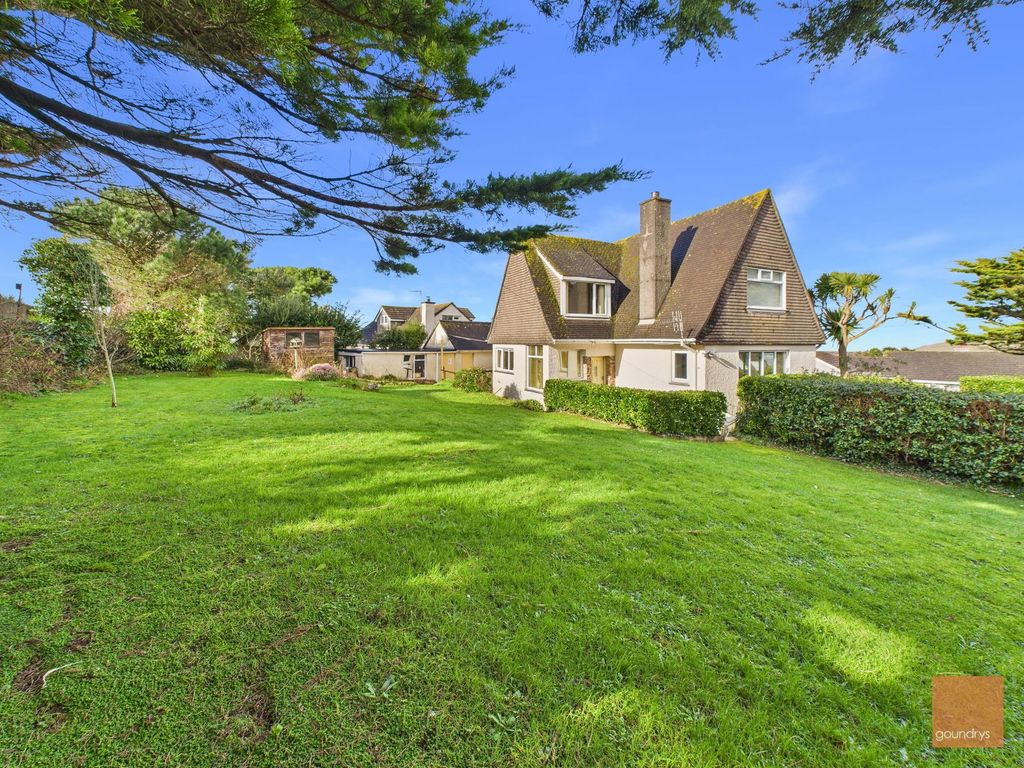 Property photo 1 of 25