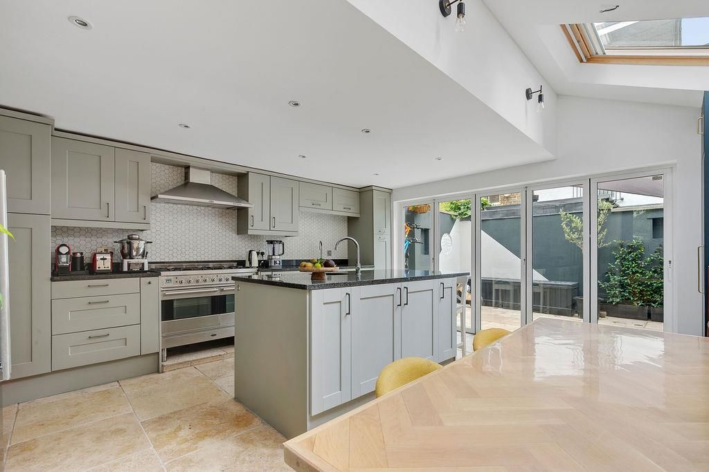 Property photo 3 of 12 Mendoraroad10-6.Jpg