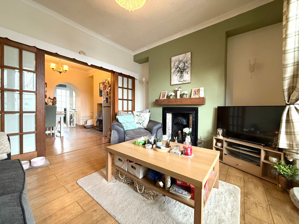 Property photo 3 of 16 Img_0725.Jpeg