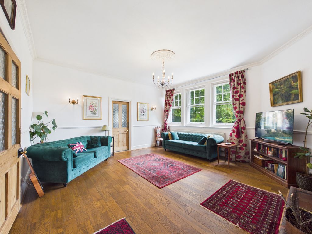 Property photo 3 of 21 3A6E15d47d6d4657A89Abe943Bd53680_100_Cam01354G0-Pr0721-Still004