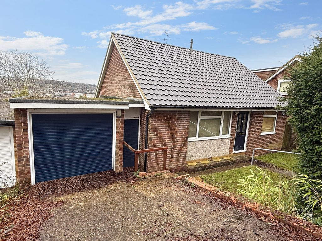 Property photo 1 of 15