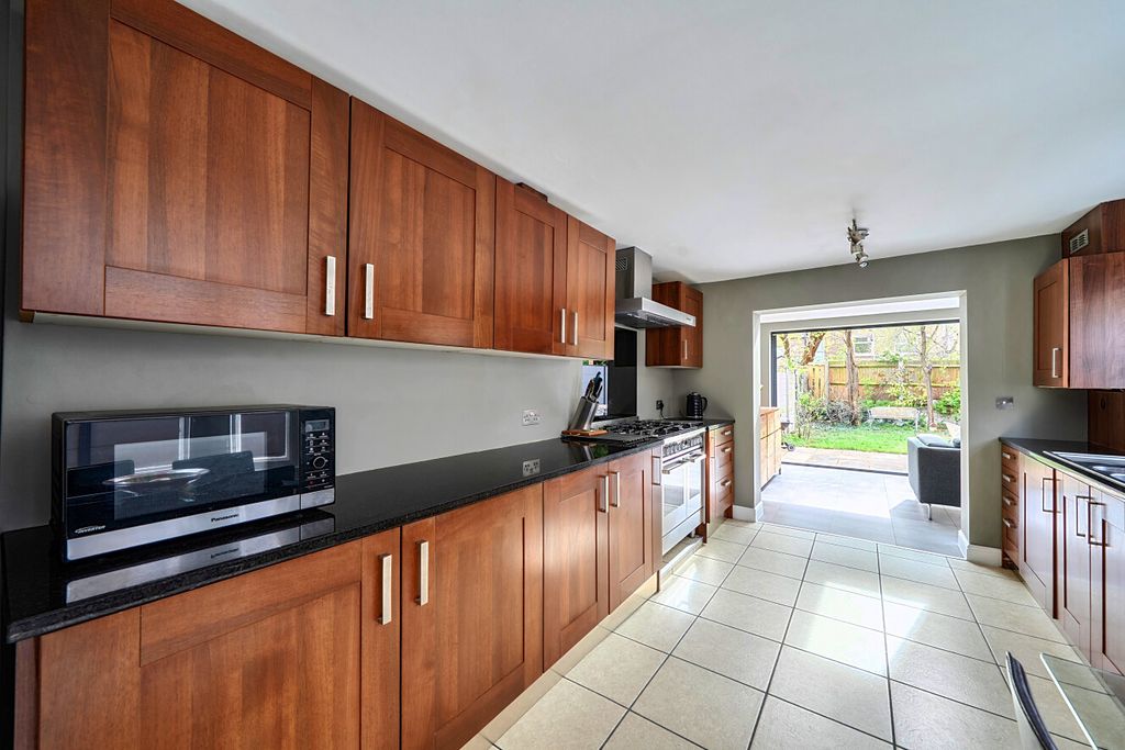 Property photo 2 of 27 1436183-10-69Ca95...