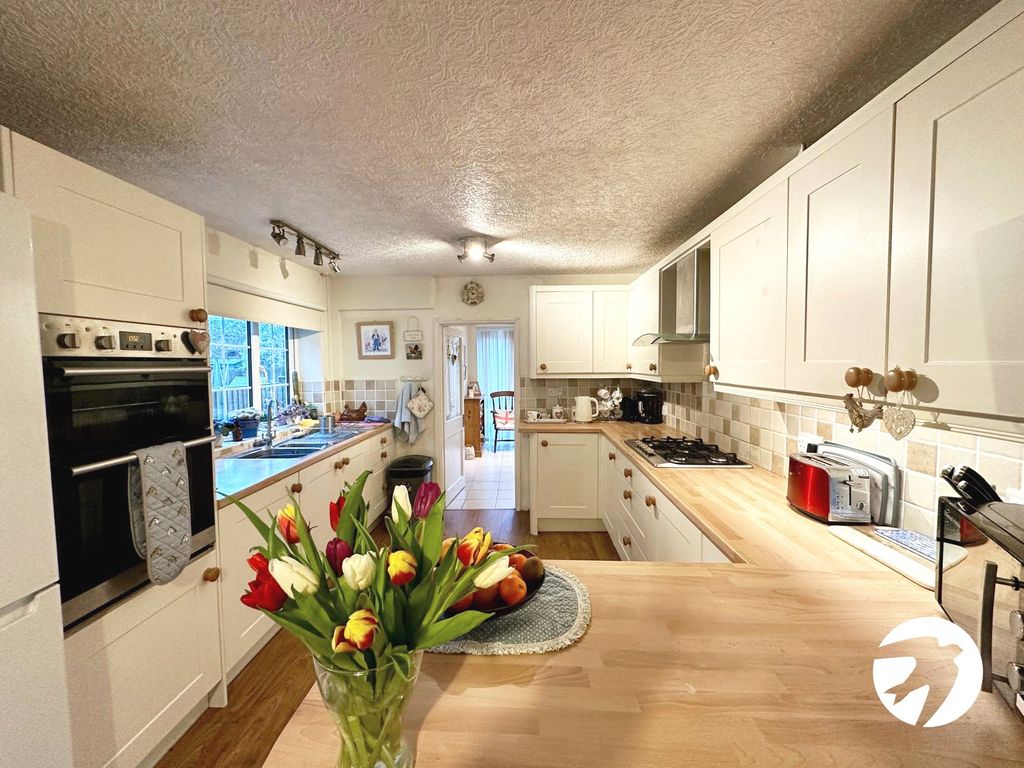 Property photo 2 of 21 Picture 2