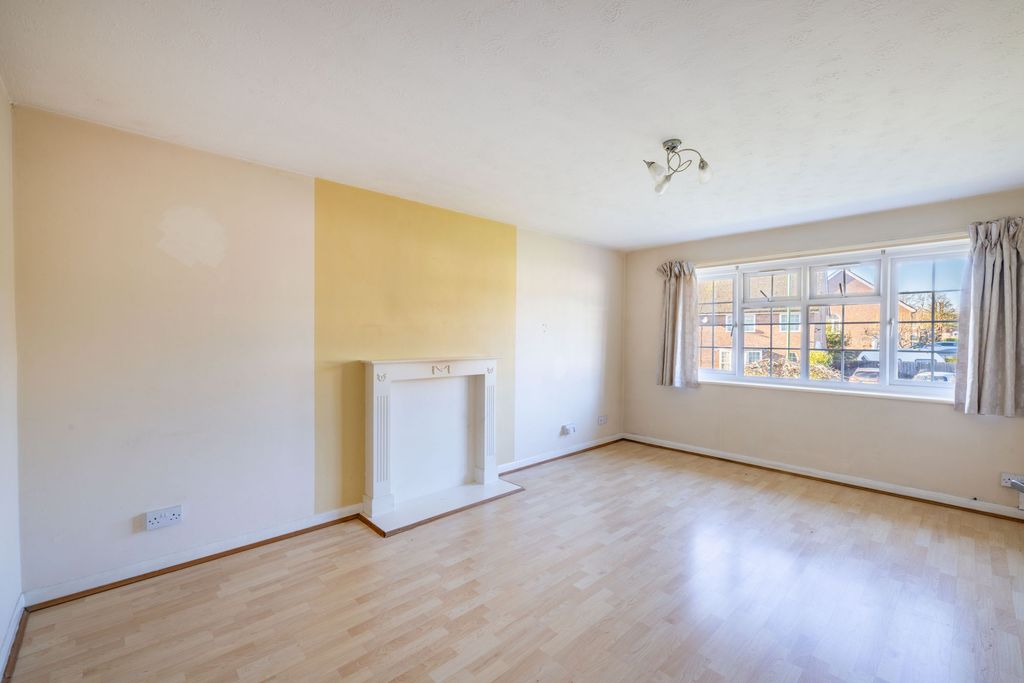 Property photo 2 of 7