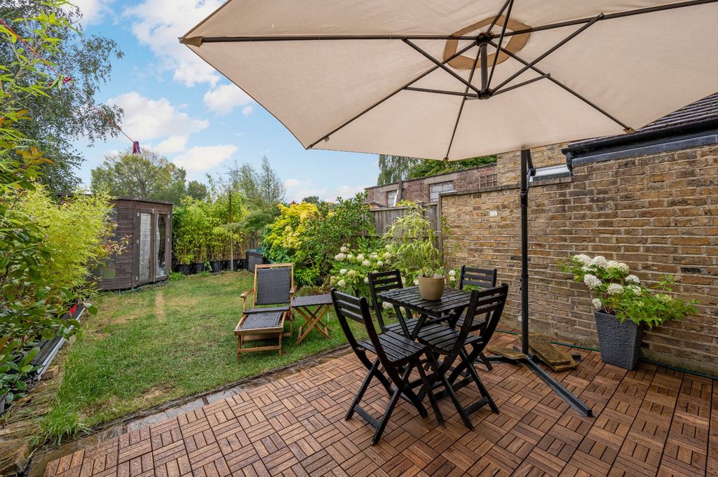 Property photo 3 of 10 Picture No. 04