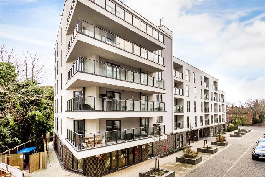 Property photo 1 of 8