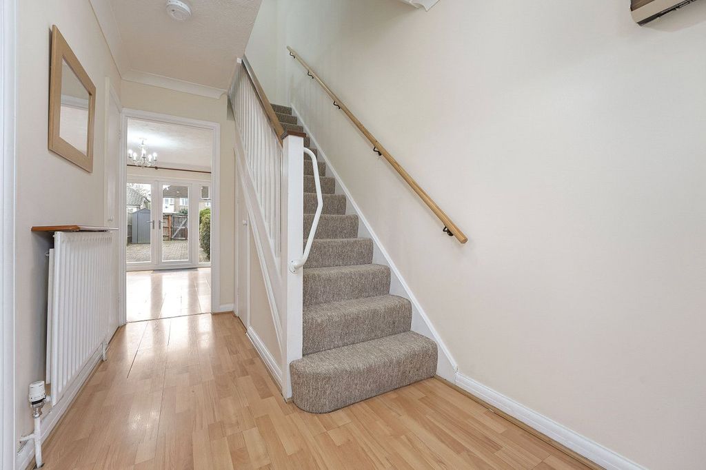 Property photo 2 of 14 Picture No. 01