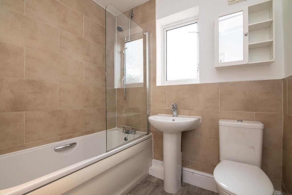 Property photo 3 of 12 If-M2Amyy0C-Pqt1Cp1Cqw.Jpg