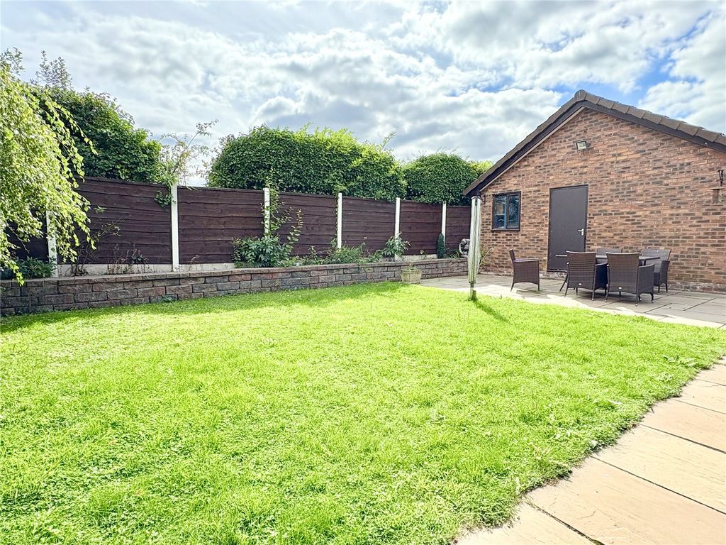 Property photo 2 of 21 Picture No. 40