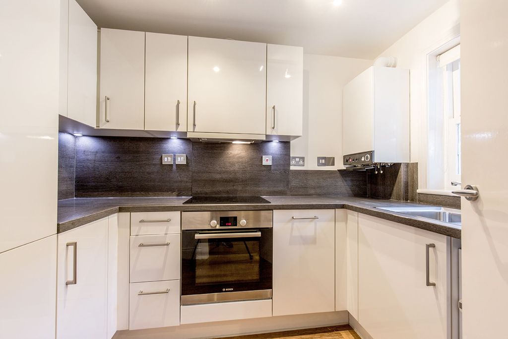 Property photo 1 of 10 Kitchen (Example)