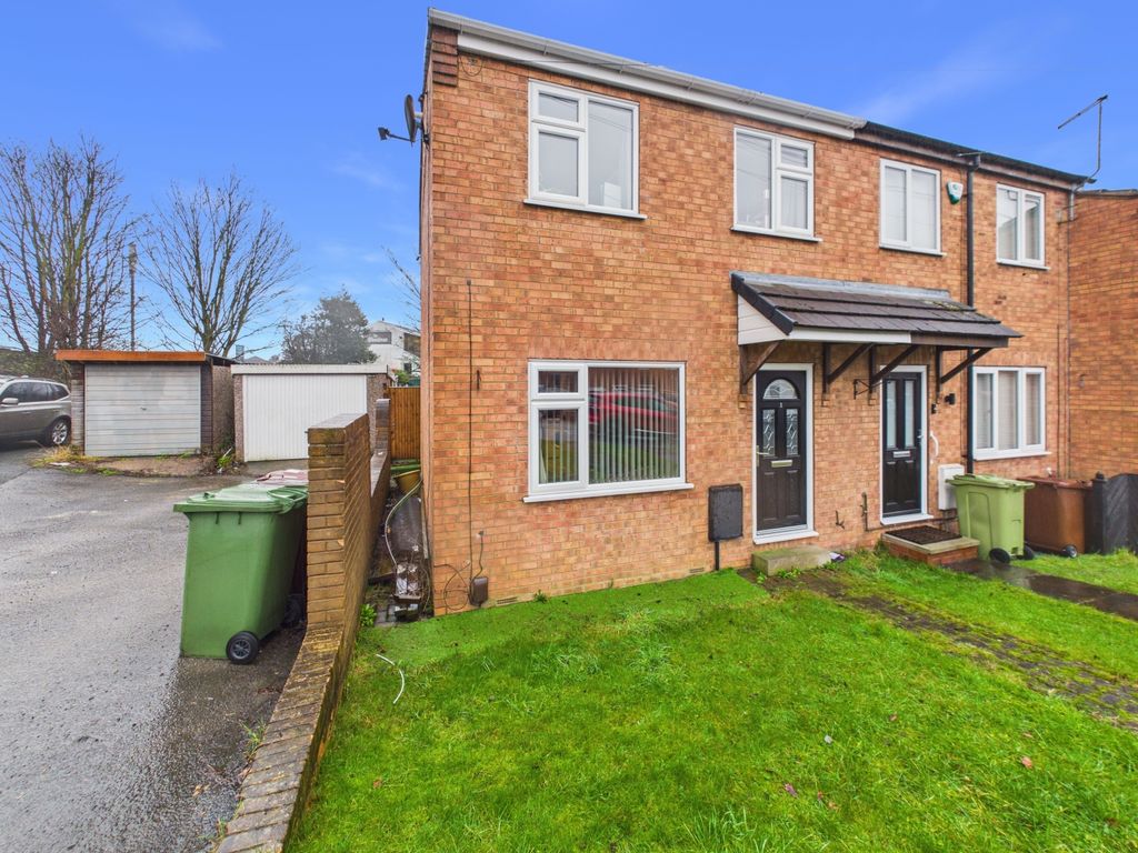 Property photo 1 of 17