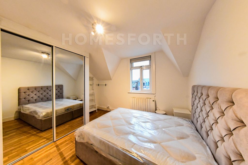 Property photo 3 of 11 Photo 3