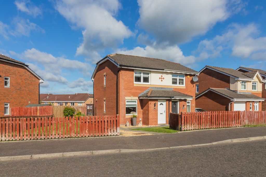 Property photo 1 of 31