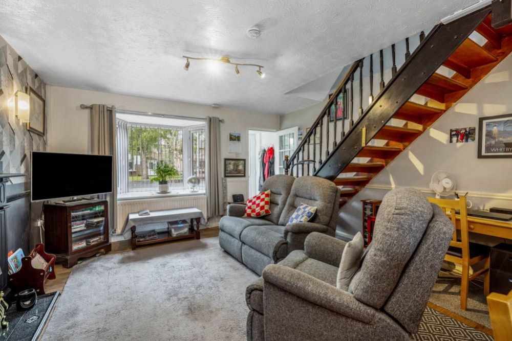 Property photo 2 of 21 42 The Graylings (Boston)-12