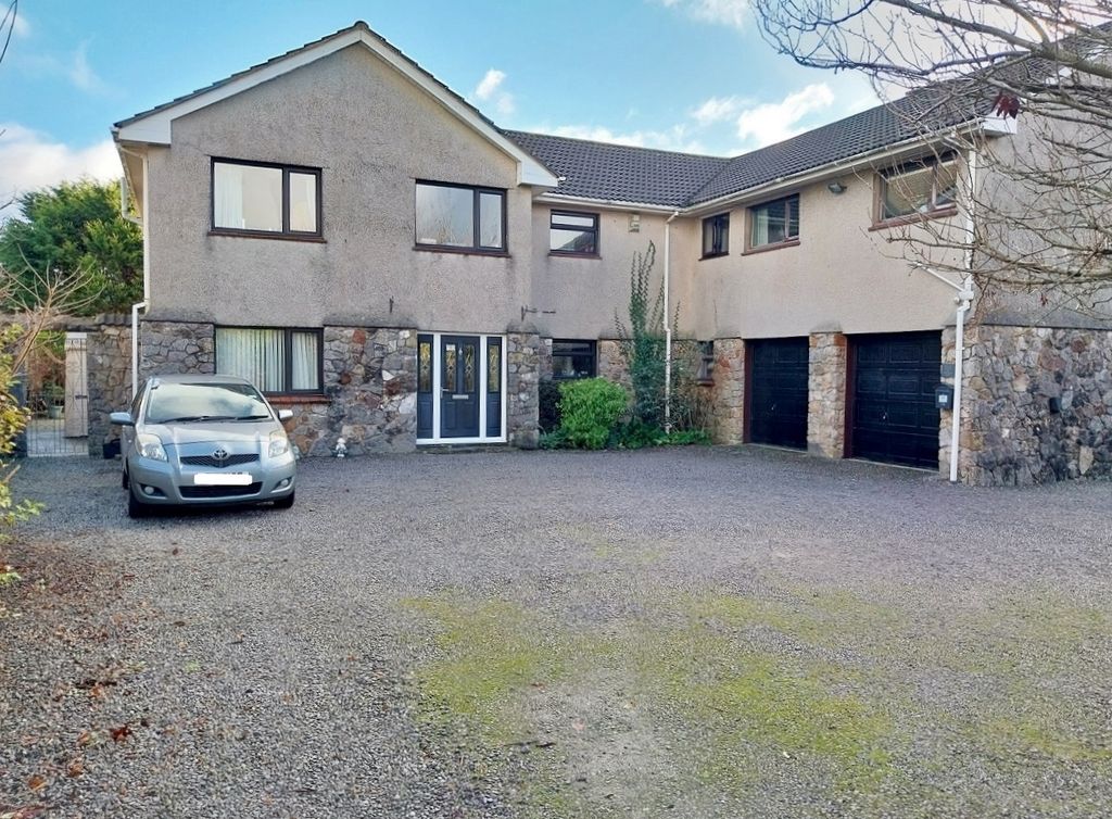 Property photo 1 of 31