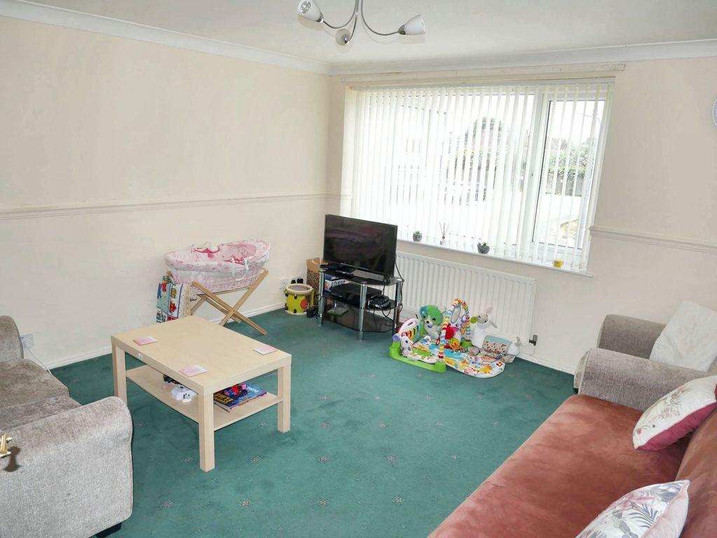 Property photo 2 of 8