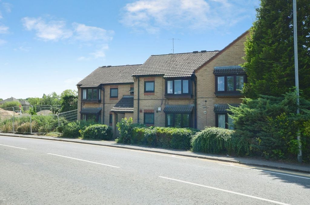 Property photo 2 of 15