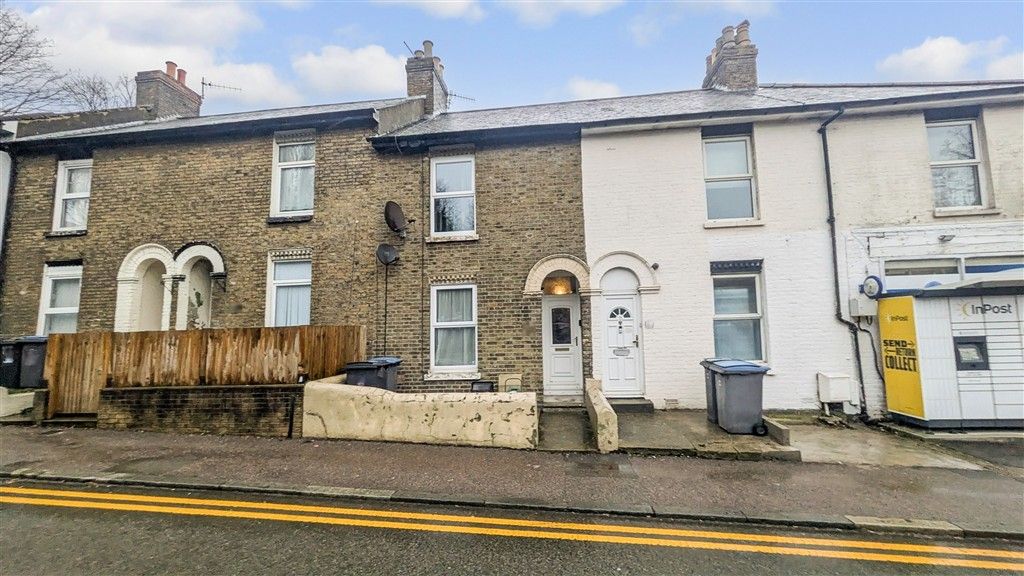 Property photo 1 of 2 Front