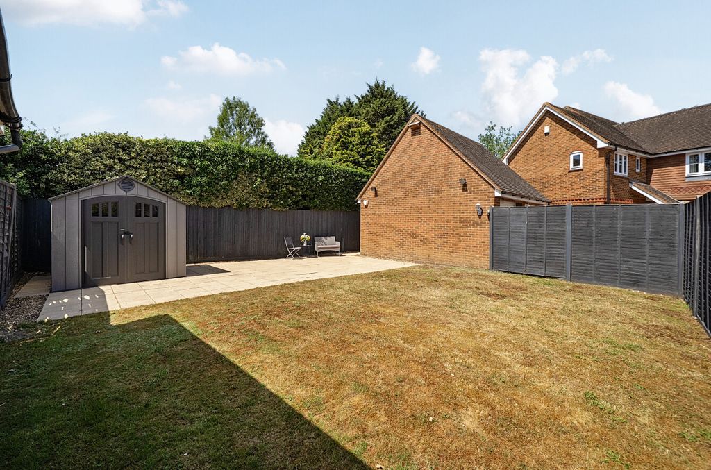Property photo 3 of 26 1480855-13-6A3d11...