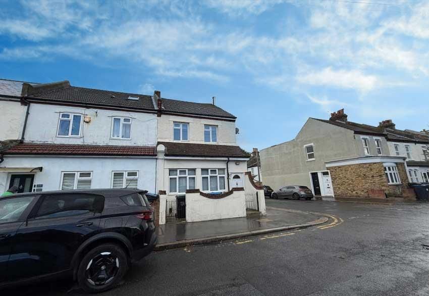Property photo 2 of 14 2692.Jpg