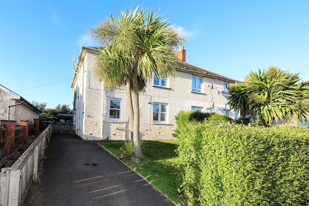 Property photo 1 of 14 A