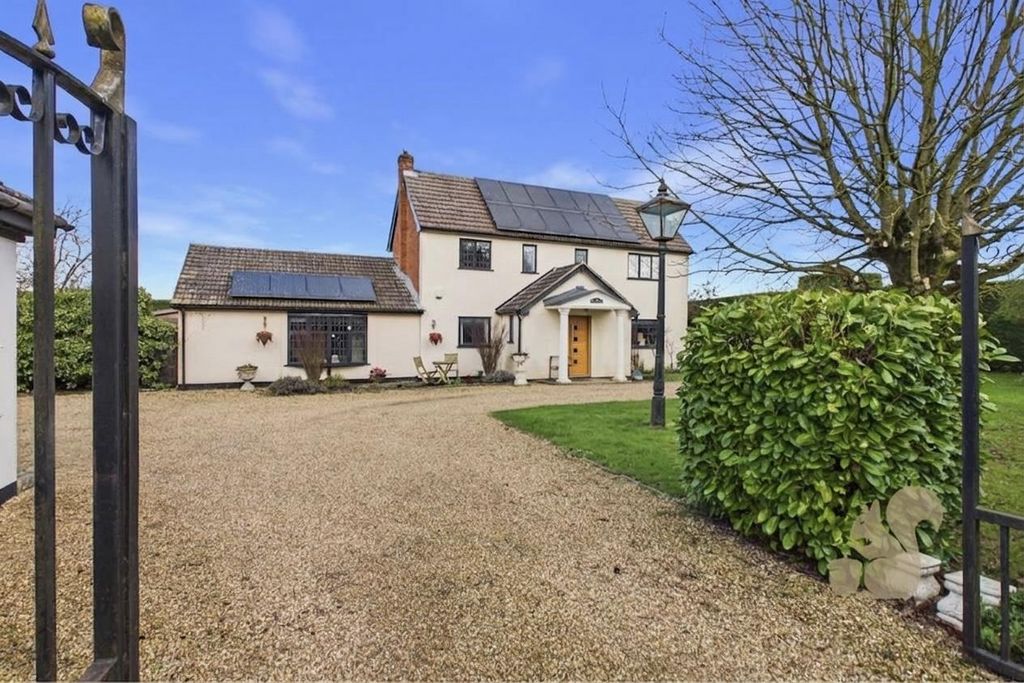 Property photo 1 of 27 Front