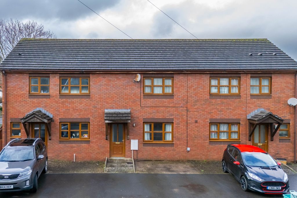 Property photo 1 of 23