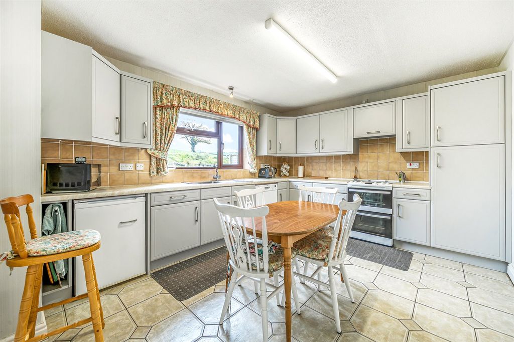 Property photo 2 of 20 Picture No. 02