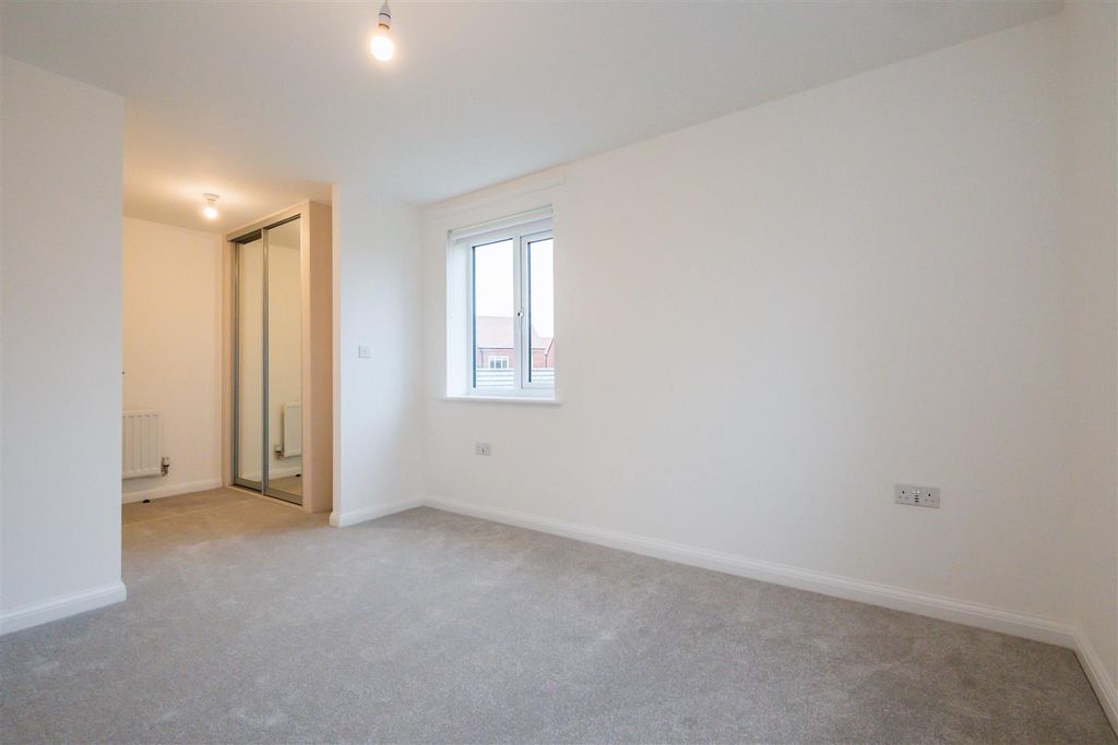 Property photo 3 of 18 P1566665.Jpg