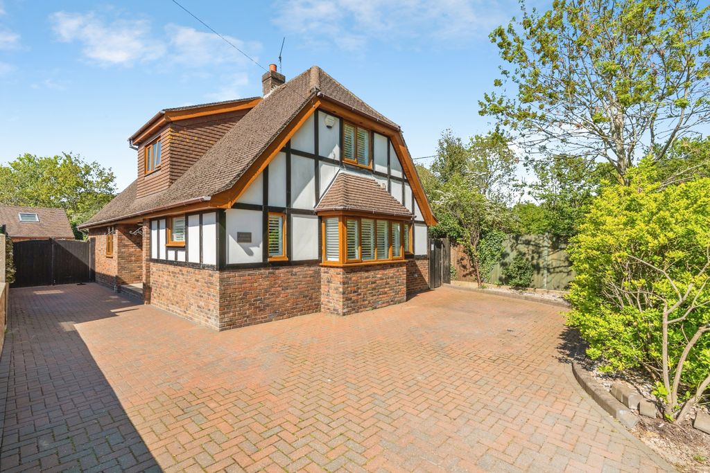 Property photo 1 of 20