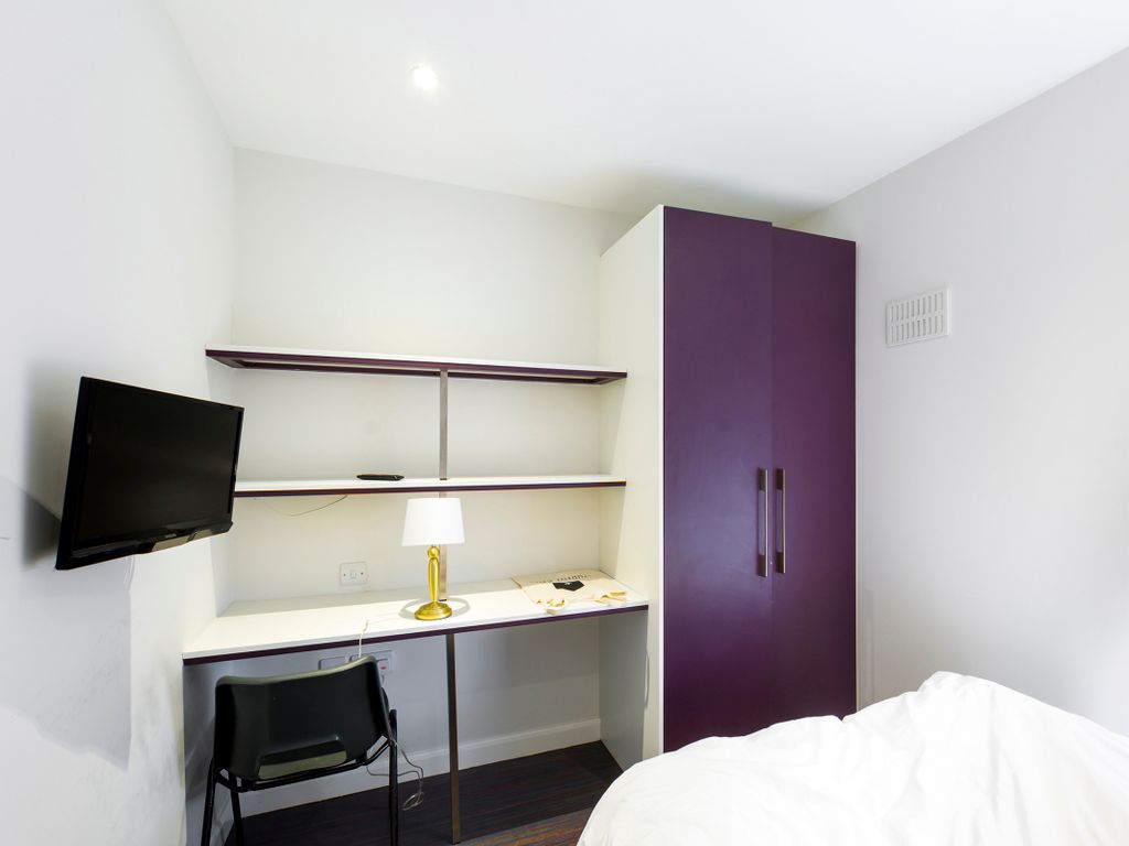 Property photo 3 of 8 Photo 2