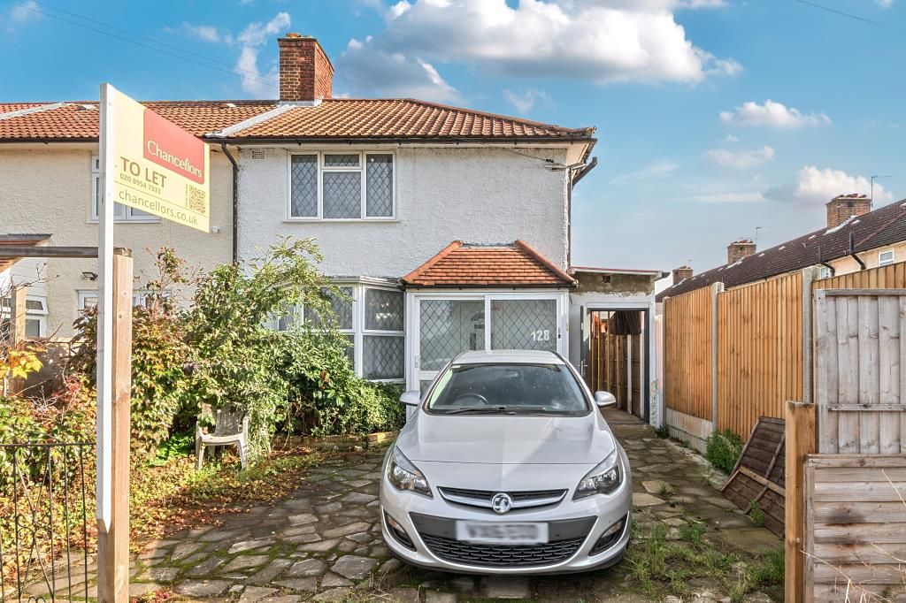 Property photo 1 of 16 External