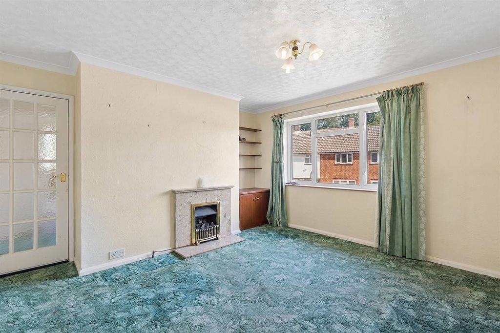 Property photo 2 of 13