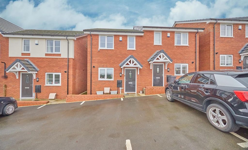 Property photo 1 of 10 Front.Jpg