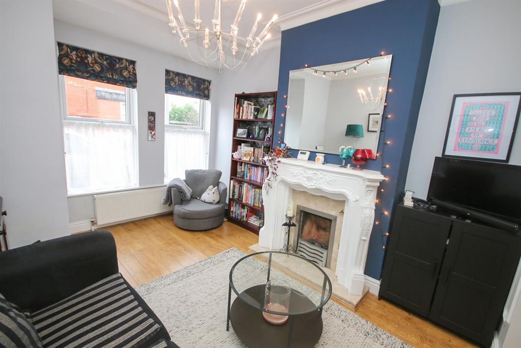 Property photo 2 of 17 Img_2941.Jpg