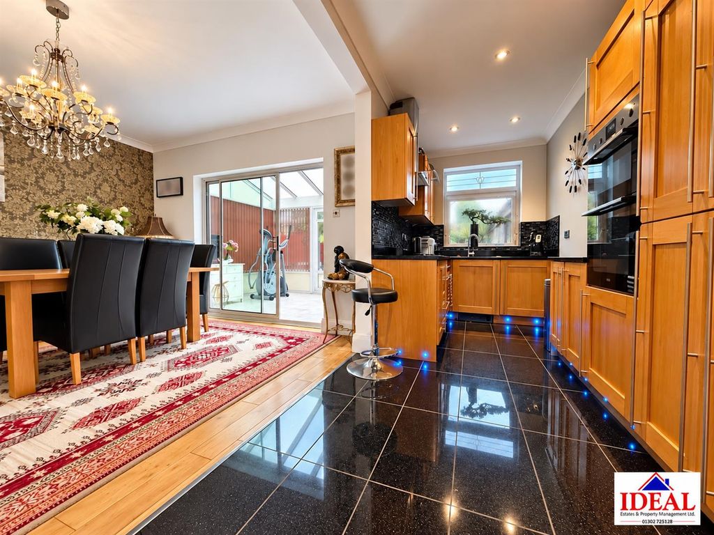 Property photo 2 of 19 Image0 (2).Png