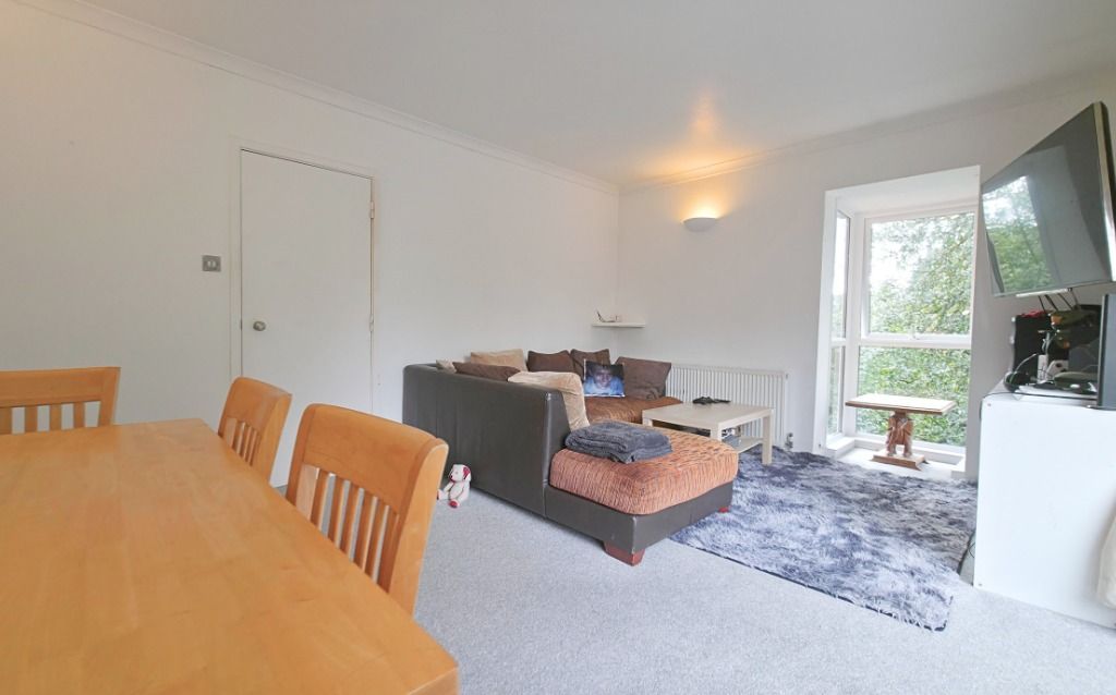 Property photo 2 of 10 4907433