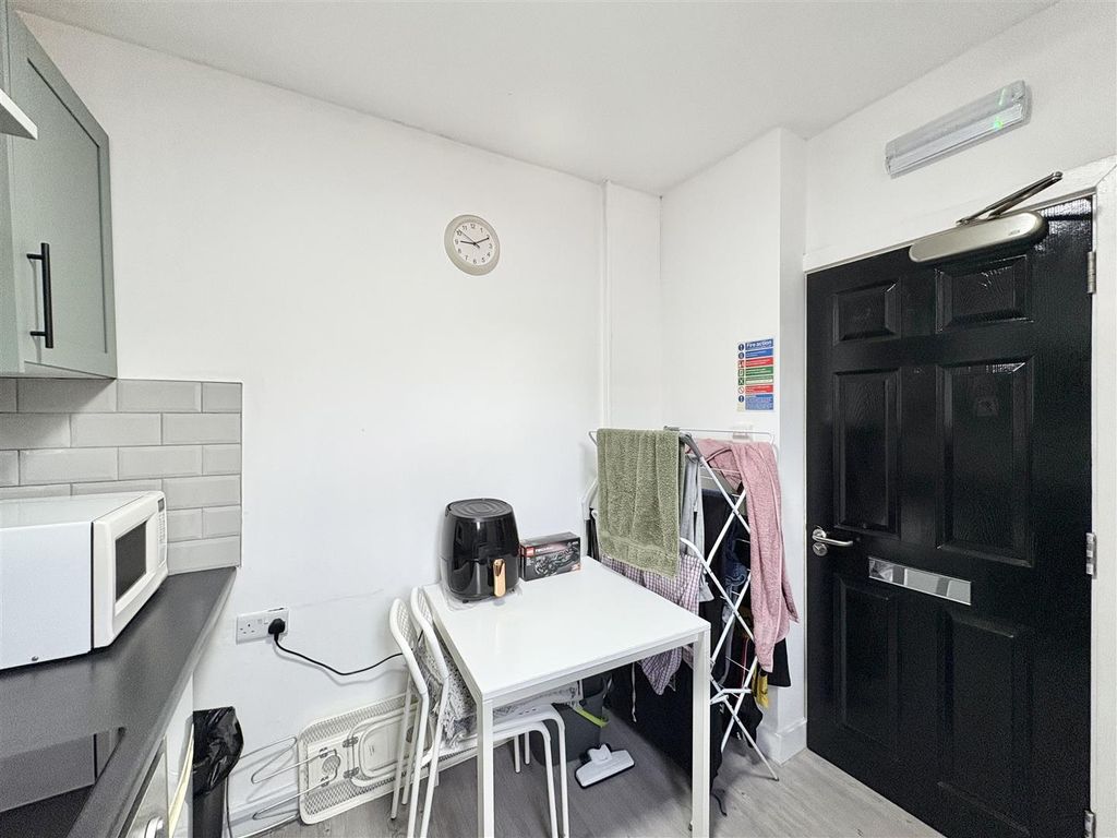 Property photo 3 of 6 Image00002.Jpeg