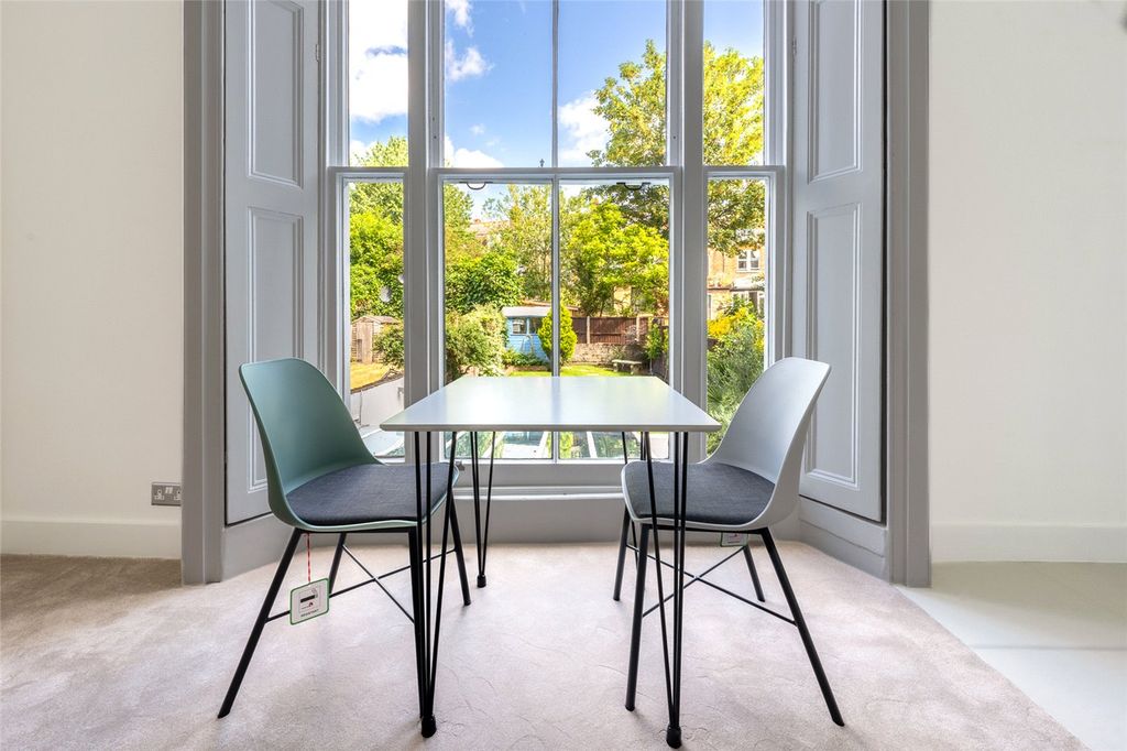 Property photo 2 of 15 Front