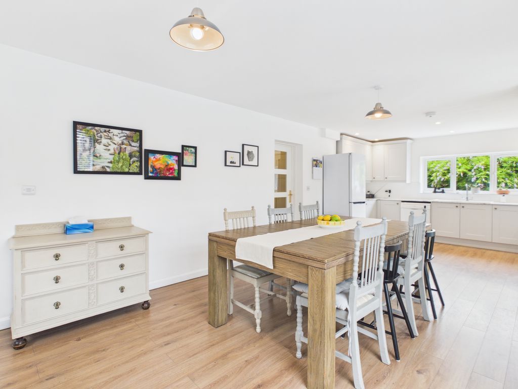 Property photo 2 of 13 Kitchen Diner