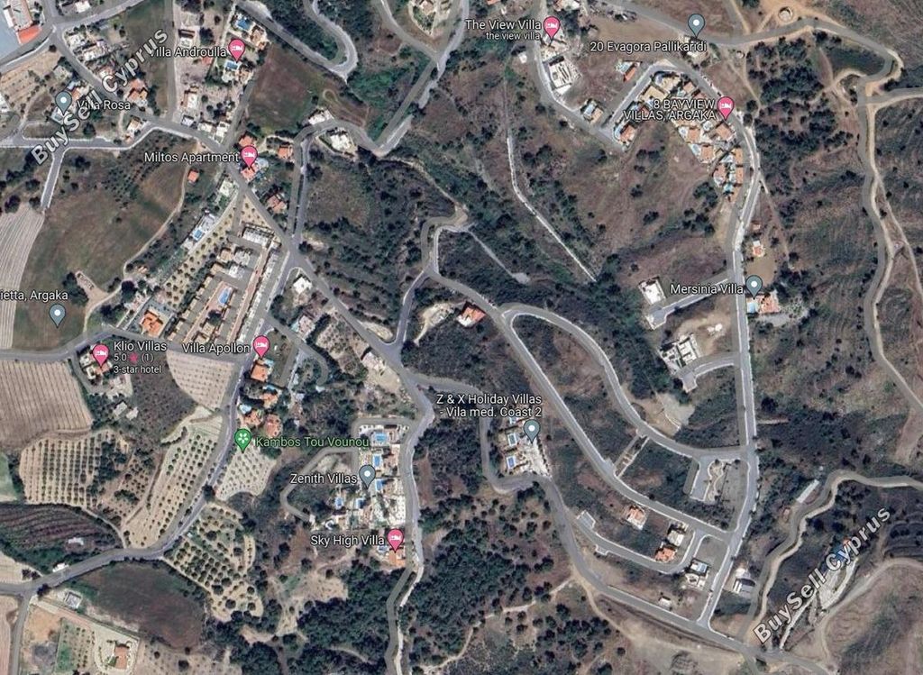 Property photo 1 of 2