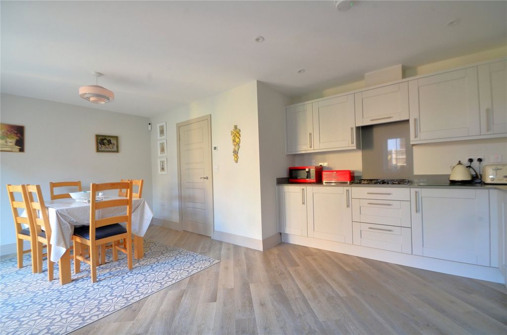Property photo 2 of 16 Kitchen/Diner